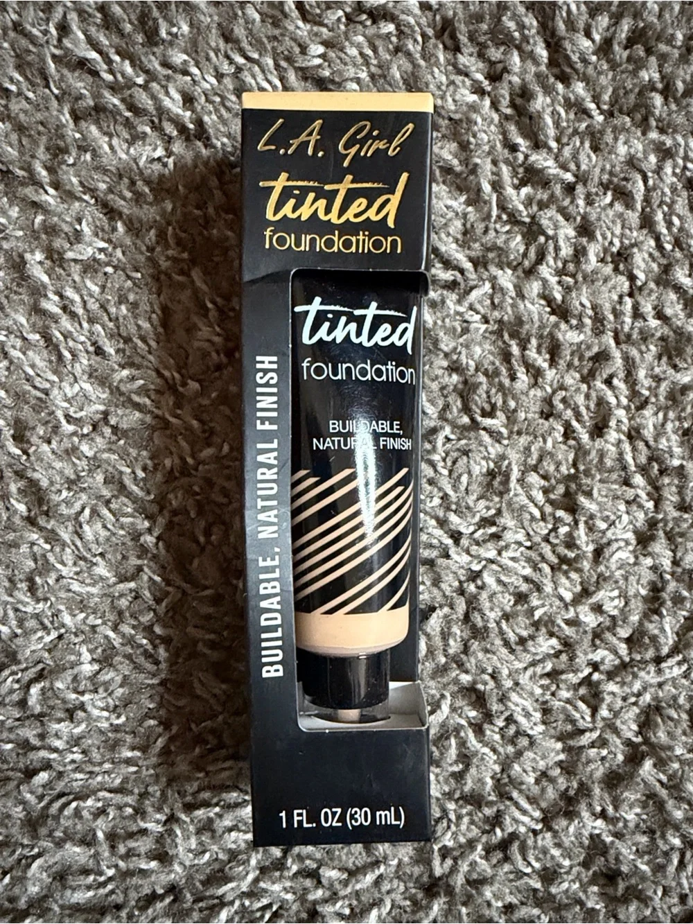 L.A Girl Tinted Foundation - GLM 756 Warm Beige